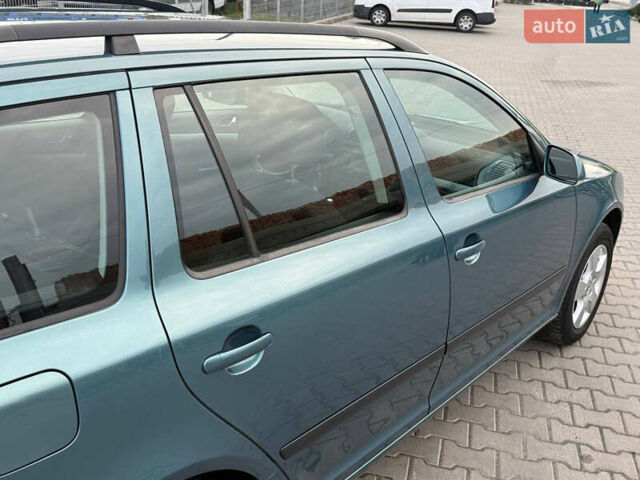 Зеленый Шкода Октавия, объемом двигателя 1.6 л и пробегом 167 тыс. км за 7999 $, фото 65 на Automoto.ua