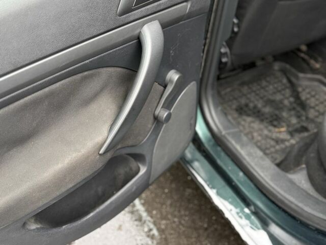 Зеленый Шкода Октавия, объемом двигателя 1.9 л и пробегом 470 тыс. км за 2750 $, фото 13 на Automoto.ua