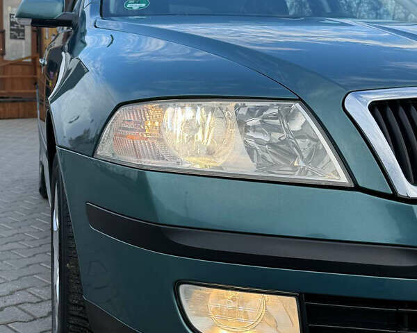 Зеленый Шкода Октавия, объемом двигателя 1.6 л и пробегом 167 тыс. км за 7999 $, фото 85 на Automoto.ua