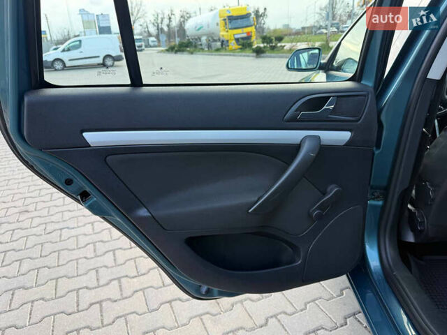Зелений Шкода Октавія, об'ємом двигуна 1.6 л та пробігом 167 тис. км за 7777 $, фото 116 на Automoto.ua