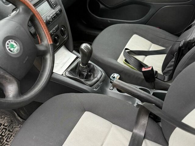 Зеленый Шкода Октавия, объемом двигателя 1.9 л и пробегом 470 тыс. км за 2750 $, фото 12 на Automoto.ua