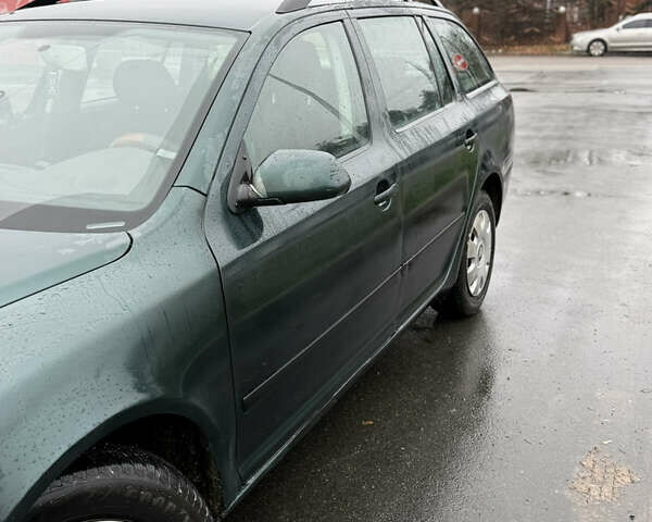 Зеленый Шкода Октавия, объемом двигателя 1.9 л и пробегом 470 тыс. км за 2750 $, фото 3 на Automoto.ua