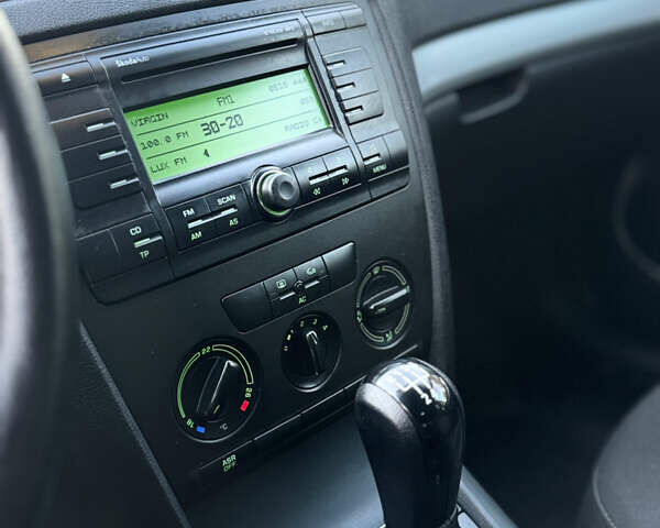 Зеленый Шкода Октавия, объемом двигателя 1.9 л и пробегом 205 тыс. км за 4950 $, фото 19 на Automoto.ua