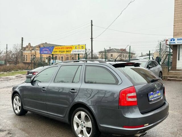 Зелений Шкода Октавія, об'ємом двигуна 1.8 л та пробігом 250 тис. км за 6900 $, фото 7 на Automoto.ua