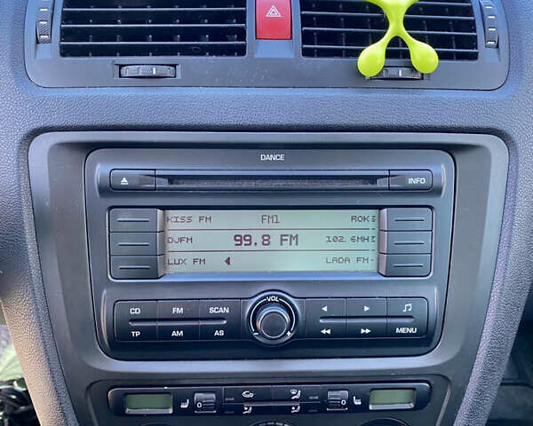 Зеленый Шкода Октавия, объемом двигателя 1.6 л и пробегом 225 тыс. км за 7299 $, фото 15 на Automoto.ua