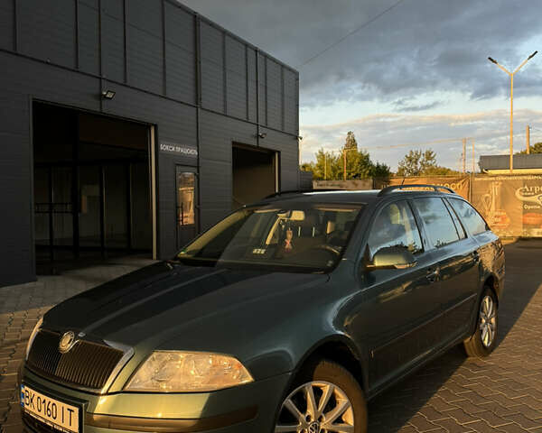 Зеленый Шкода Октавия, объемом двигателя 1.97 л и пробегом 267 тыс. км за 6970 $, фото 1 на Automoto.ua