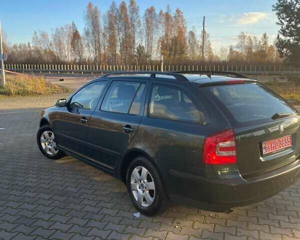 Зеленый Шкода Октавия, объемом двигателя 1.6 л и пробегом 188 тыс. км за 6899 $, фото 86 на Automoto.ua