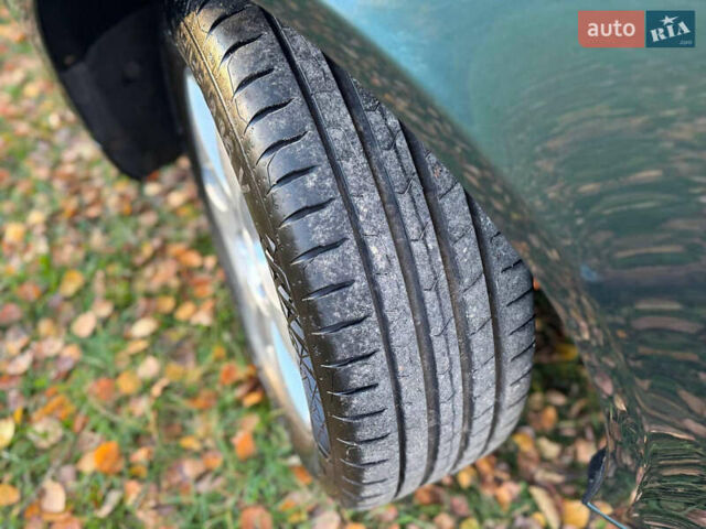 Зеленый Шкода Октавия, объемом двигателя 1.6 л и пробегом 193 тыс. км за 6500 $, фото 8 на Automoto.ua