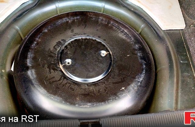 Зеленый Шкода Октавия, объемом двигателя 1.6 л и пробегом 224 тыс. км за 6100 $, фото 5 на Automoto.ua