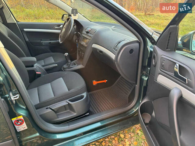 Зеленый Шкода Октавия, объемом двигателя 1.6 л и пробегом 193 тыс. км за 6500 $, фото 6 на Automoto.ua