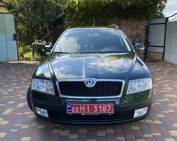 Зеленый Шкода Октавия, объемом двигателя 1.8 л и пробегом 195 тыс. км за 7950 $, фото 7 на Automoto.ua