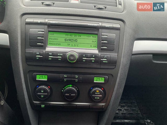 Зеленый Шкода Октавия, объемом двигателя 1.9 л и пробегом 274 тыс. км за 6700 $, фото 2 на Automoto.ua