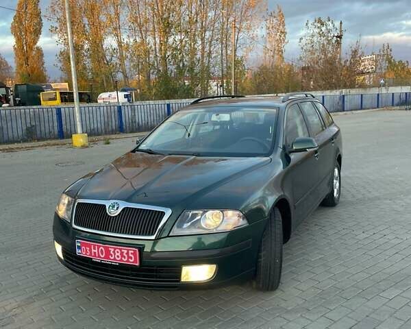 Зеленый Шкода Октавия, объемом двигателя 1.6 л и пробегом 188 тыс. км за 6899 $, фото 72 на Automoto.ua