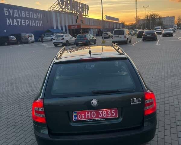 Зеленый Шкода Октавия, объемом двигателя 1.6 л и пробегом 188 тыс. км за 6899 $, фото 80 на Automoto.ua
