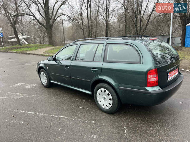 Зеленый Шкода Октавия, объемом двигателя 1.6 л и пробегом 190 тыс. км за 7150 $, фото 2 на Automoto.ua
