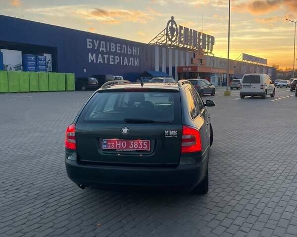 Зеленый Шкода Октавия, объемом двигателя 1.6 л и пробегом 188 тыс. км за 6899 $, фото 73 на Automoto.ua