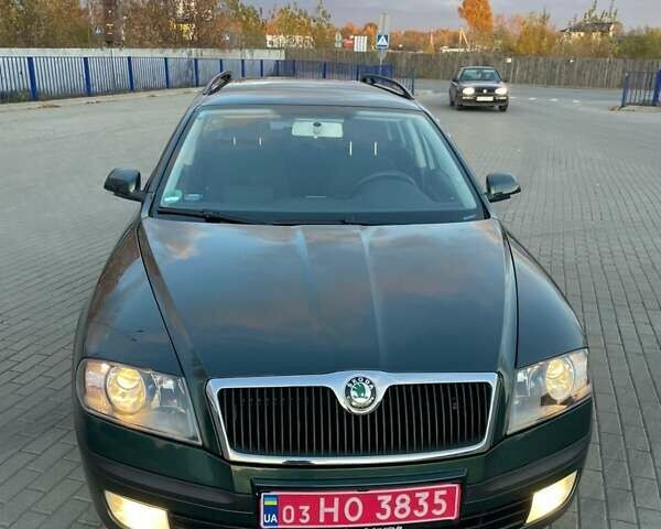 Зеленый Шкода Октавия, объемом двигателя 1.6 л и пробегом 188 тыс. км за 6899 $, фото 67 на Automoto.ua