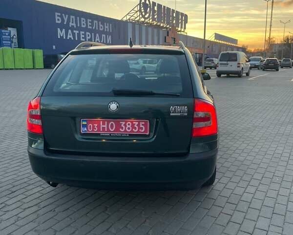 Зеленый Шкода Октавия, объемом двигателя 1.6 л и пробегом 188 тыс. км за 6899 $, фото 56 на Automoto.ua