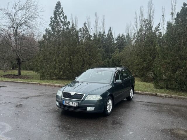 Зеленый Шкода Октавия, объемом двигателя 1.9 л и пробегом 250 тыс. км за 3250 $, фото 1 на Automoto.ua