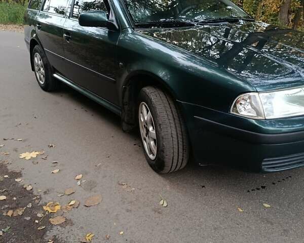 Зелений Шкода Октавія, об'ємом двигуна 1.6 л та пробігом 172 тис. км за 5600 $, фото 7 на Automoto.ua