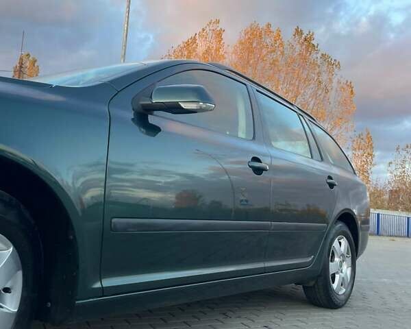 Зеленый Шкода Октавия, объемом двигателя 1.6 л и пробегом 188 тыс. км за 6899 $, фото 71 на Automoto.ua