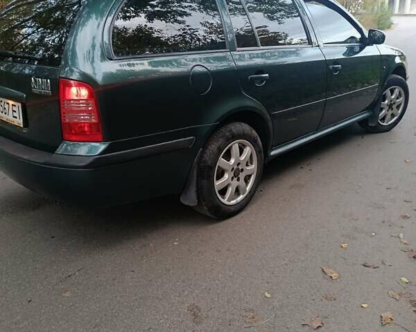 Зелений Шкода Октавія, об'ємом двигуна 1.6 л та пробігом 172 тис. км за 5600 $, фото 10 на Automoto.ua
