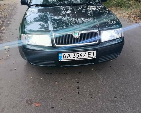 Зелений Шкода Октавія, об'ємом двигуна 1.6 л та пробігом 172 тис. км за 5600 $, фото 5 на Automoto.ua