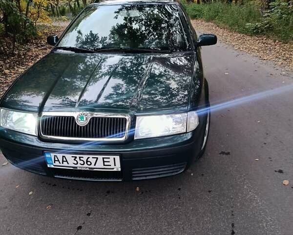 Зелений Шкода Октавія, об'ємом двигуна 1.6 л та пробігом 172 тис. км за 5600 $, фото 4 на Automoto.ua
