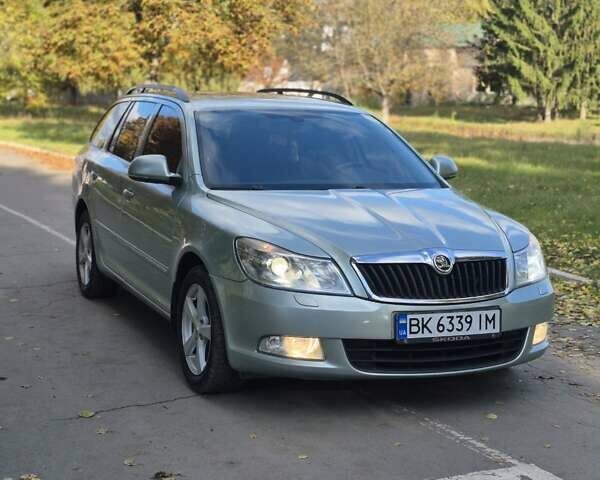 Зелений Шкода Октавія, об'ємом двигуна 1.6 л та пробігом 278 тис. км за 6999 $, фото 1 на Automoto.ua