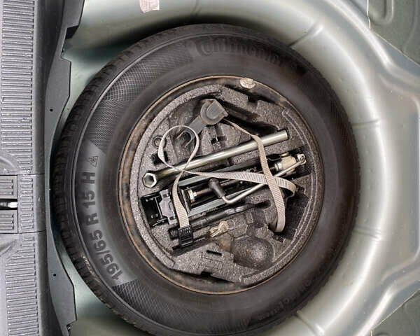 Шкода Октавия 2009 в Хороле на Automoto.ua Зеленый Шкода Октавия, объемом двигателя 1.6 л и пробегом 187 тыс. км за 7750 $, фото 22 на Automoto.ua