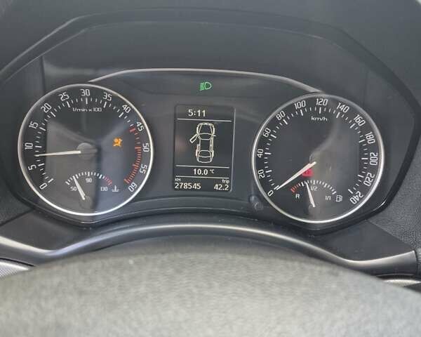 Зелений Шкода Октавія, об'ємом двигуна 1.6 л та пробігом 278 тис. км за 6999 $, фото 9 на Automoto.ua
