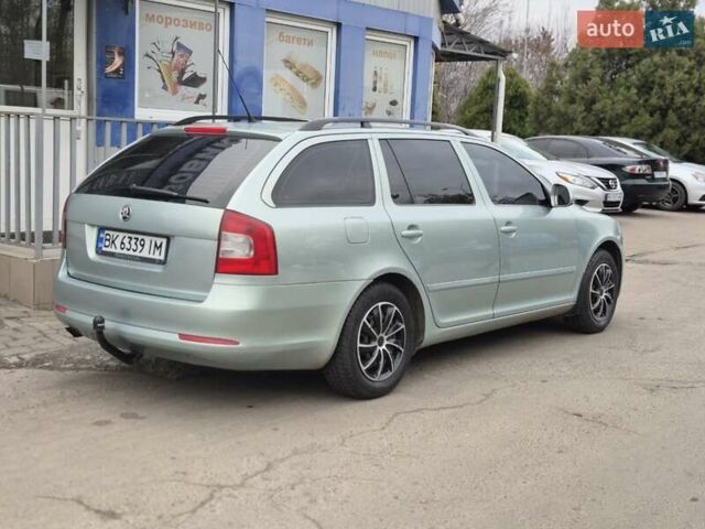 Зеленый Шкода Октавия, объемом двигателя 1.6 л и пробегом 279 тыс. км за 7250 $, фото 3 на Automoto.ua