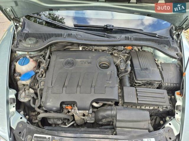 Зелений Шкода Октавія, об'ємом двигуна 1.6 л та пробігом 278 тис. км за 6999 $, фото 14 на Automoto.ua