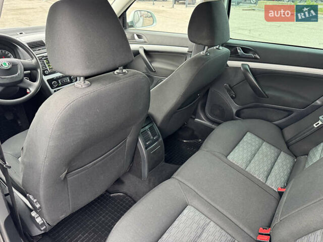 Зеленый Шкода Октавия, объемом двигателя 1.6 л и пробегом 246 тыс. км за 8550 $, фото 47 на Automoto.ua