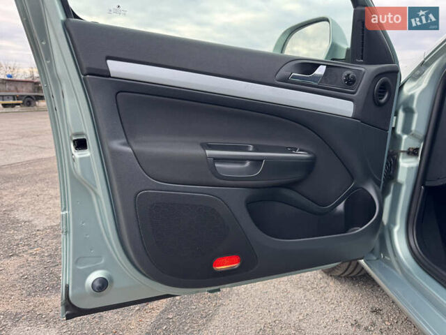 Зеленый Шкода Октавия, объемом двигателя 1.6 л и пробегом 246 тыс. км за 8550 $, фото 43 на Automoto.ua