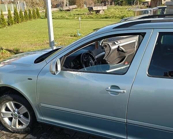 Шкода Октавия 2009 в Львове на Automoto.ua Зеленый Шкода Октавия, объемом двигателя 1.8 л и пробегом 259 тыс. км за 6900 $, фото 1 на Automoto.ua