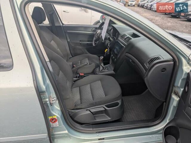 Шкода Октавія 2009 у Рівному на Automoto.ua Зелений Шкода Октавія, об'ємом двигуна 1.6 л та пробігом 201 тис. км за 7550 $, фото 37 на Automoto.ua