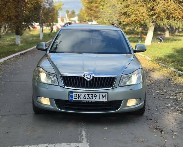 Зелений Шкода Октавія, об'ємом двигуна 1.6 л та пробігом 278 тис. км за 6999 $, фото 7 на Automoto.ua