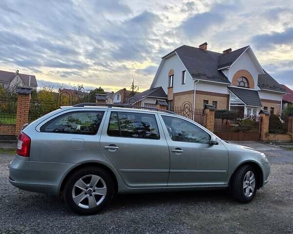 Шкода Октавія 2009 у Хмельницькому на Automoto.ua Зелений Шкода Октавія, об'ємом двигуна 1.6 л та пробігом 219 тис. км за 6750 $, фото 2 на Automoto.ua