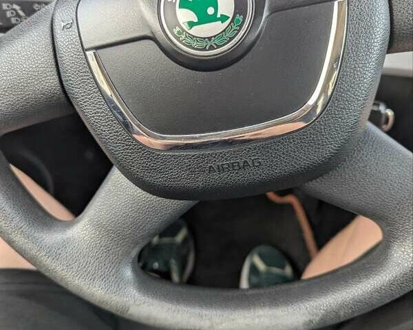 Зелений Шкода Октавія, об'ємом двигуна 1.39 л та пробігом 171 тис. км за 7400 $, фото 16 на Automoto.ua