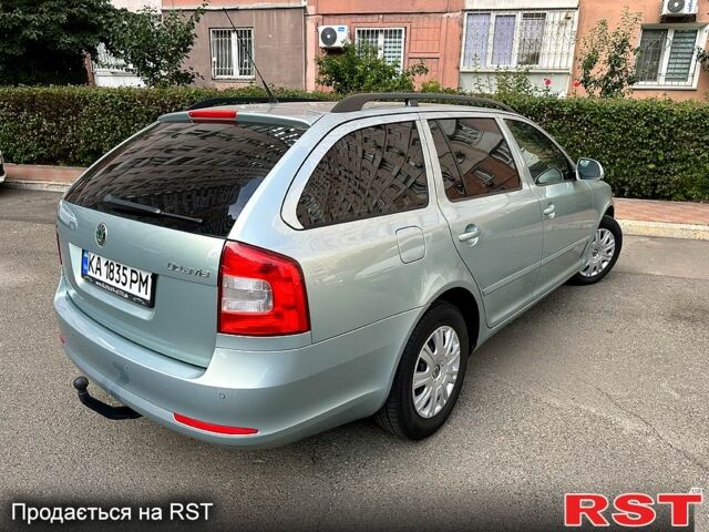 Зеленый Шкода Октавия, объемом двигателя 1.4 л и пробегом 220 тыс. км за 6500 $, фото 4 на Automoto.ua