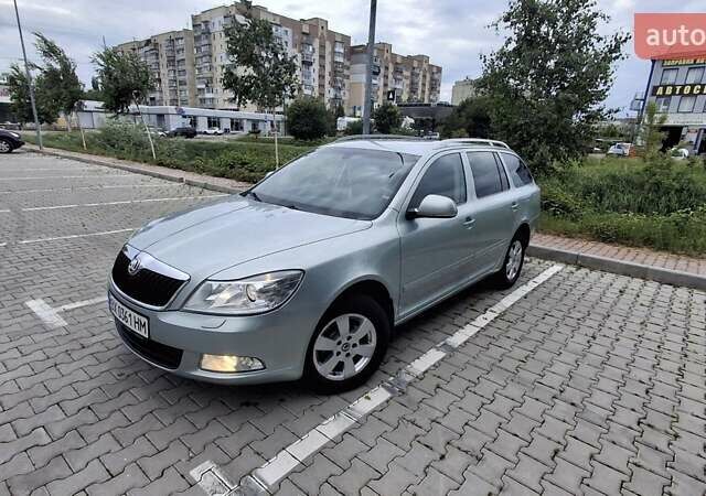 Зеленый Шкода Октавия, объемом двигателя 1.4 л и пробегом 298 тыс. км за 6500 $, фото 2 на Automoto.ua