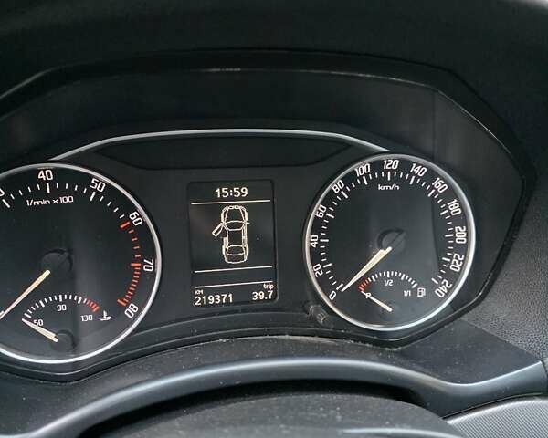 Шкода Октавія 2009 у Хмельницькому на Automoto.ua Зелений Шкода Октавія, об'ємом двигуна 1.6 л та пробігом 219 тис. км за 6750 $, фото 26 на Automoto.ua