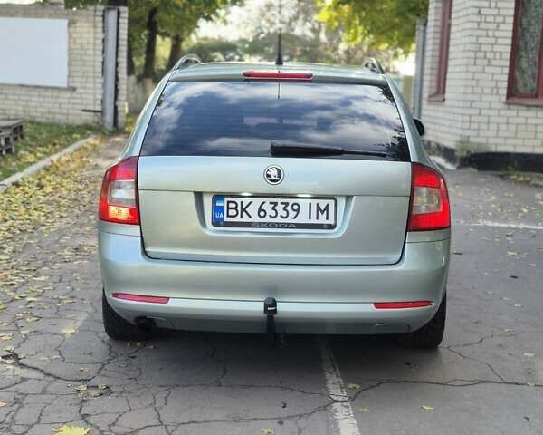 Зелений Шкода Октавія, об'ємом двигуна 1.6 л та пробігом 278 тис. км за 6999 $, фото 12 на Automoto.ua