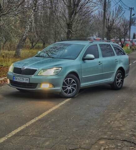 Зелений Шкода Октавія, об'ємом двигуна 1.6 л та пробігом 279 тис. км за 7150 $, фото 1 на Automoto.ua