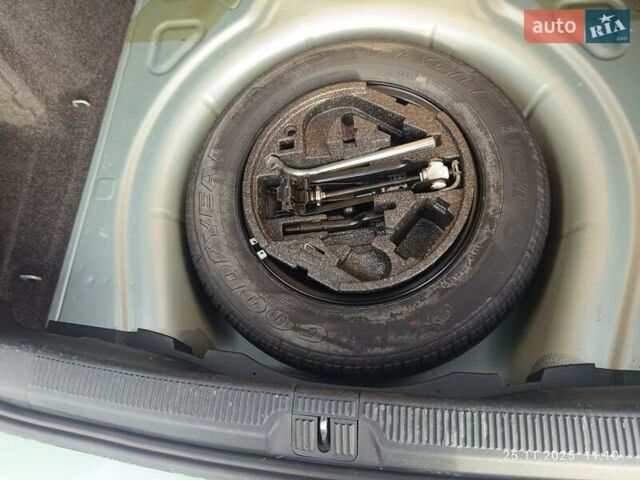 Зелений Шкода Октавія, об'ємом двигуна 1.6 л та пробігом 254 тис. км за 6800 $, фото 17 на Automoto.ua