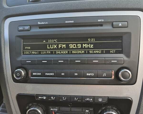 Зелений Шкода Октавія, об'ємом двигуна 1.6 л та пробігом 278 тис. км за 6999 $, фото 15 на Automoto.ua