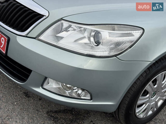 Зеленый Шкода Октавия, объемом двигателя 1.6 л и пробегом 246 тыс. км за 8550 $, фото 22 на Automoto.ua