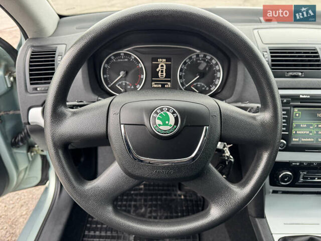 Зеленый Шкода Октавия, объемом двигателя 1.6 л и пробегом 246 тыс. км за 8550 $, фото 32 на Automoto.ua