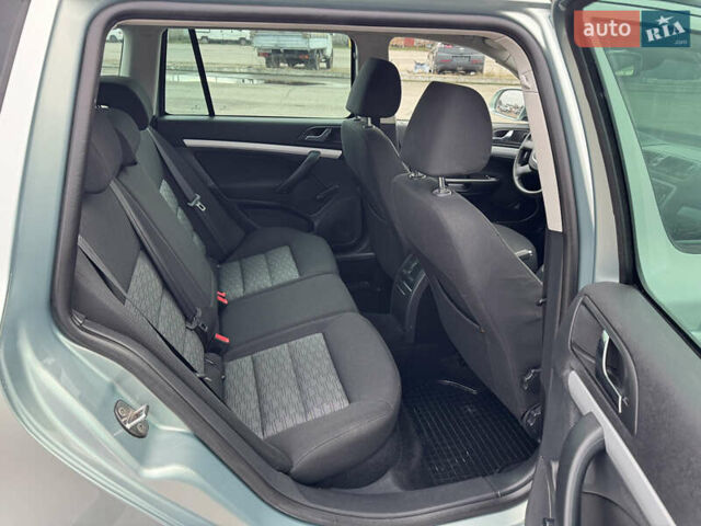 Зеленый Шкода Октавия, объемом двигателя 1.6 л и пробегом 246 тыс. км за 8550 $, фото 54 на Automoto.ua